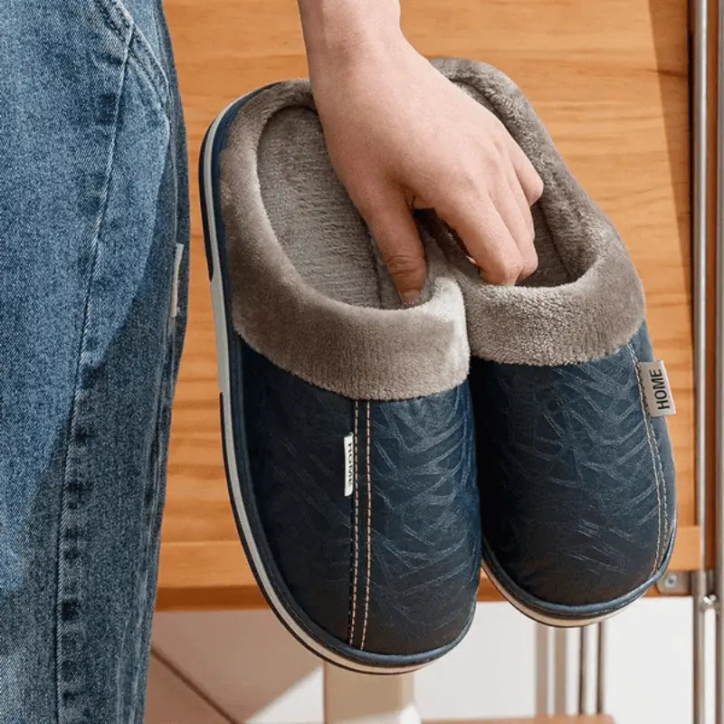 Pantufa de Couro Ortopédica com Forro Peluciado Antiodor